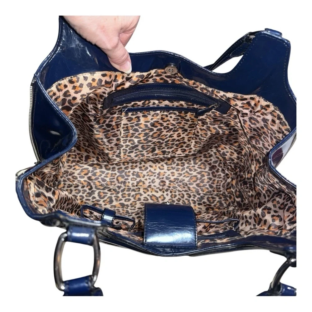 MAXXIMUM blue Vegan Satchel